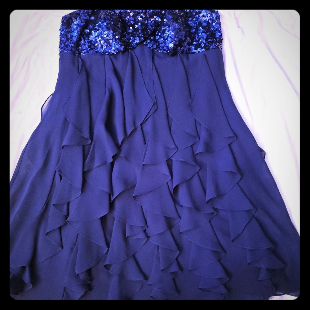 Gorgeous cocktail, prom or wedding dress